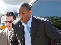 Kobe Bryant heads to a pre-trial hearing